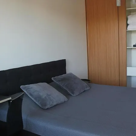Daire New Modern 4-room With Big Balcony And Undeground Parking In Center Of Tallinn