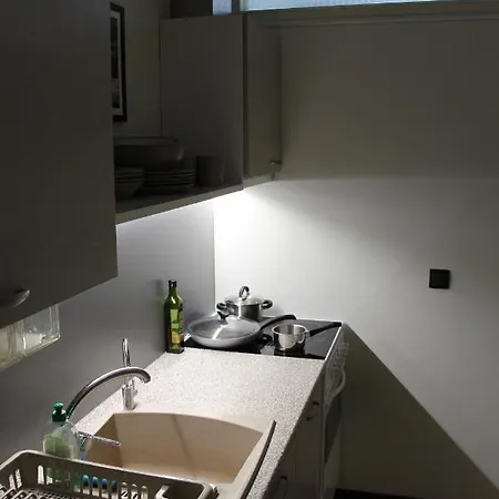 Apartment New Modern 4-room With Big Balcony And Undeground Parking In Center Of