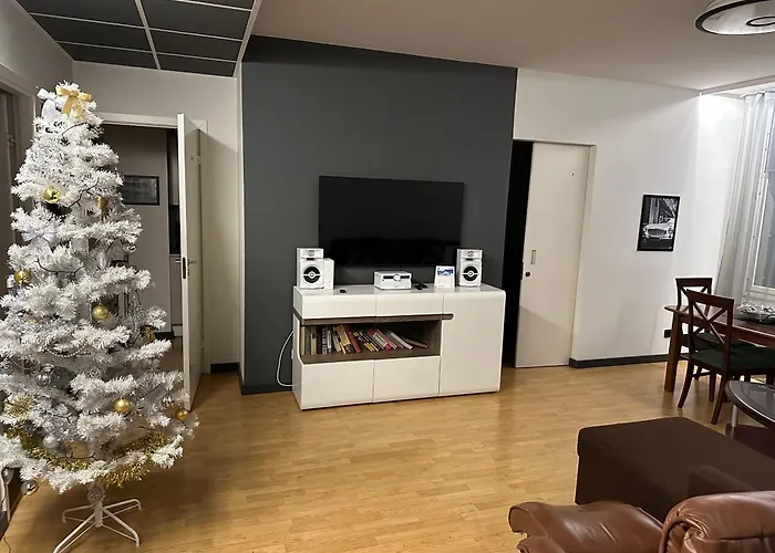 New Modern 4-room With Big Balcony And Undeground Parking In Center Of Apartament *