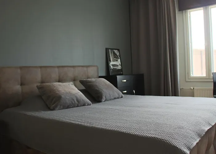 New Modern 4-room With Big Balcony And Undeground Parking In Center Of タリン