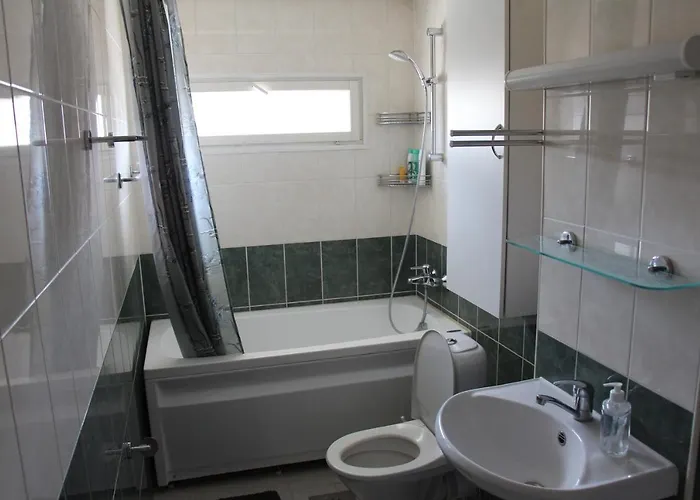 New Modern 4-room With Big Balcony And Undeground Parking In Center Of *